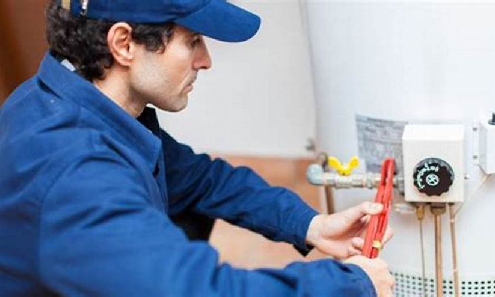 مراحل تعمیر برد پکیج در شهرک غرب