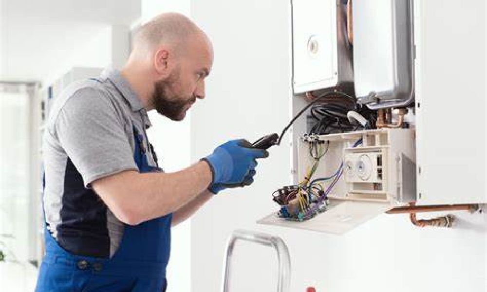 تعمیر برد پکیج در صادقیه