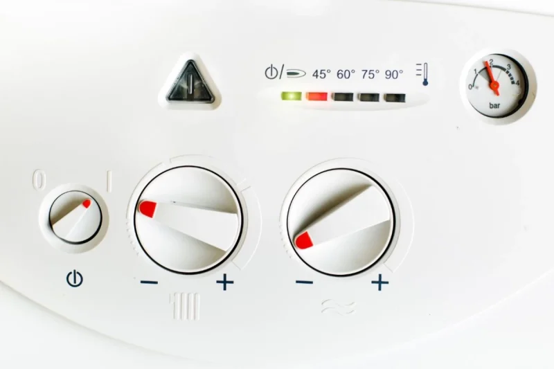 علت ارور زرد ثابت در پکیج بوتان چیست؟